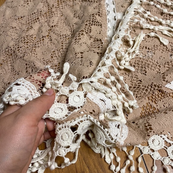 ⭐️O’Neill Lightweight Raul’s Crochet Lace Fringe Poncho Shirt - Picture 8 of 13